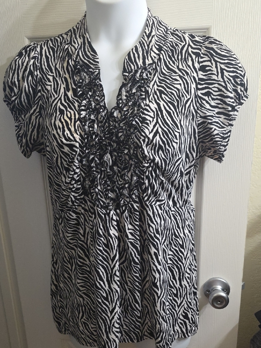 Black and White Zebra Print Women's Top with Ruffle Detail & Tie Back Size 1X